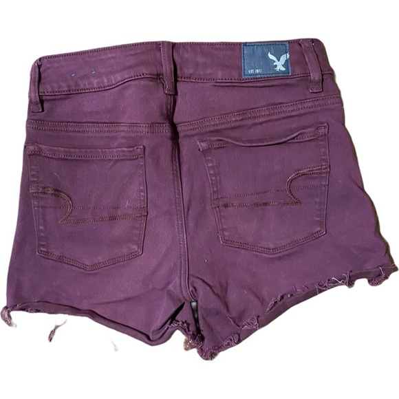 Cropped Maroon shorts - Picture 2 of 3